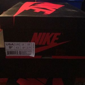 Air Jordan 1 Retro PSG